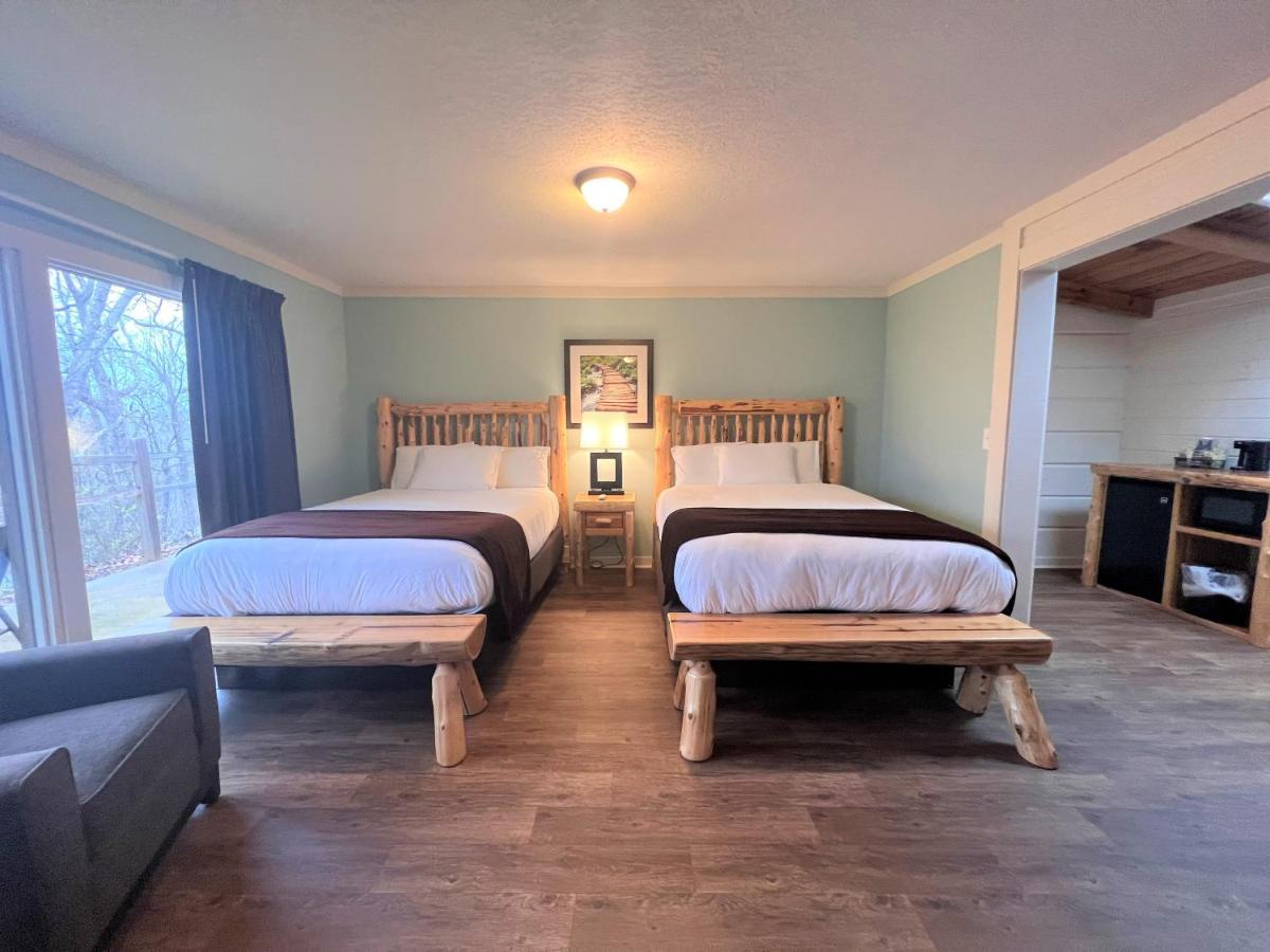 Mountain Top Inn And Resort Warm Springs エクステリア 写真