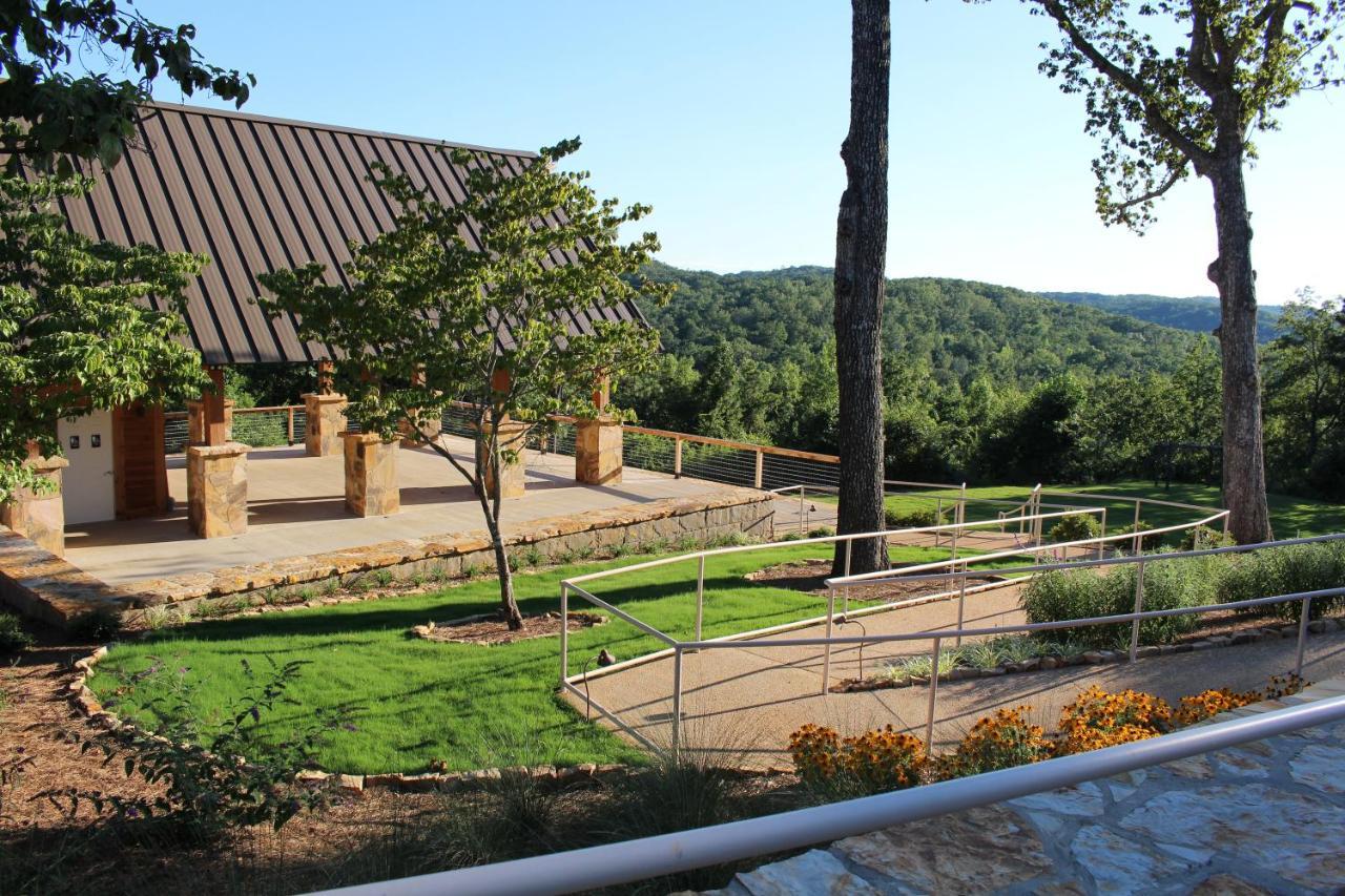 Mountain Top Inn And Resort Warm Springs エクステリア 写真