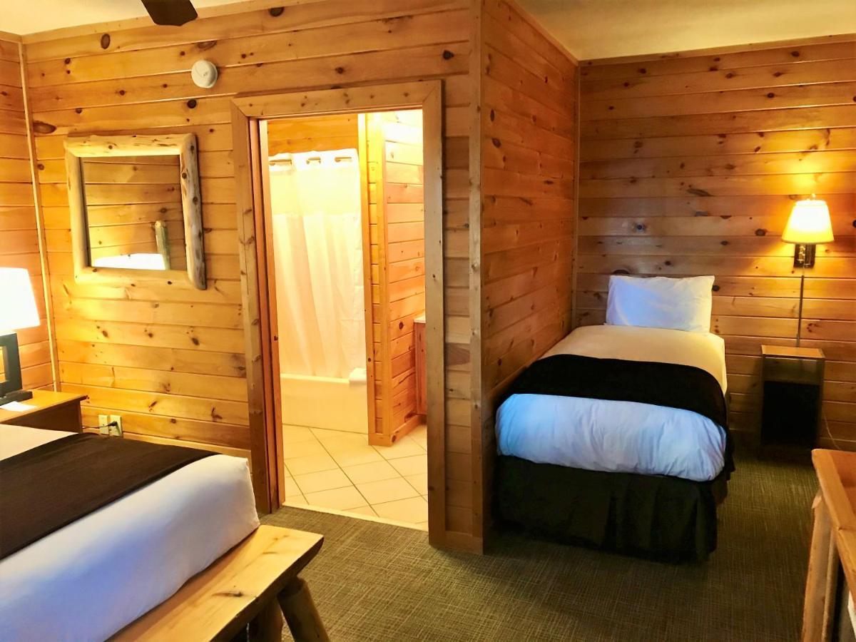 Mountain Top Inn And Resort Warm Springs エクステリア 写真