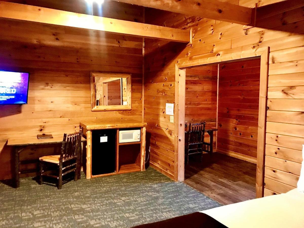Mountain Top Inn And Resort Warm Springs エクステリア 写真
